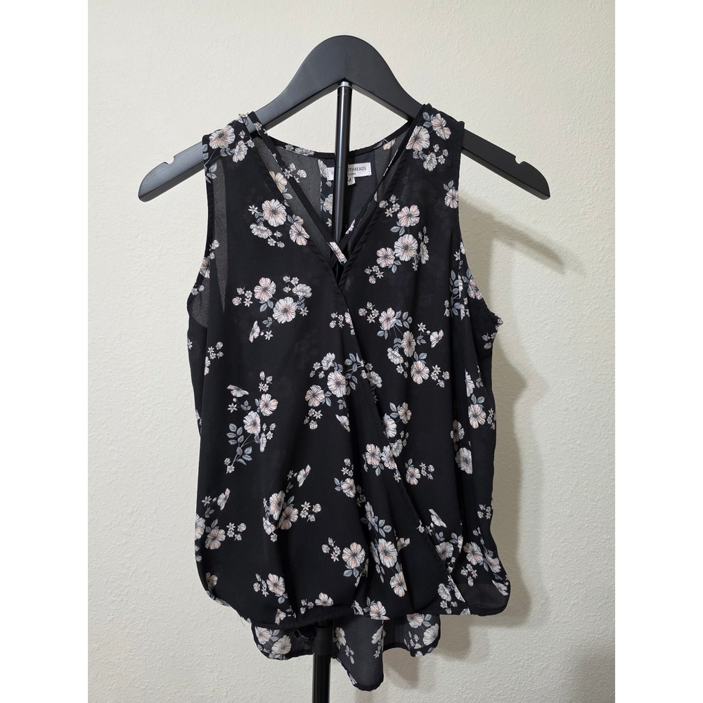 Grayson Threads Black Floral Surplice V-Neck Sleeveless Blouse Medium